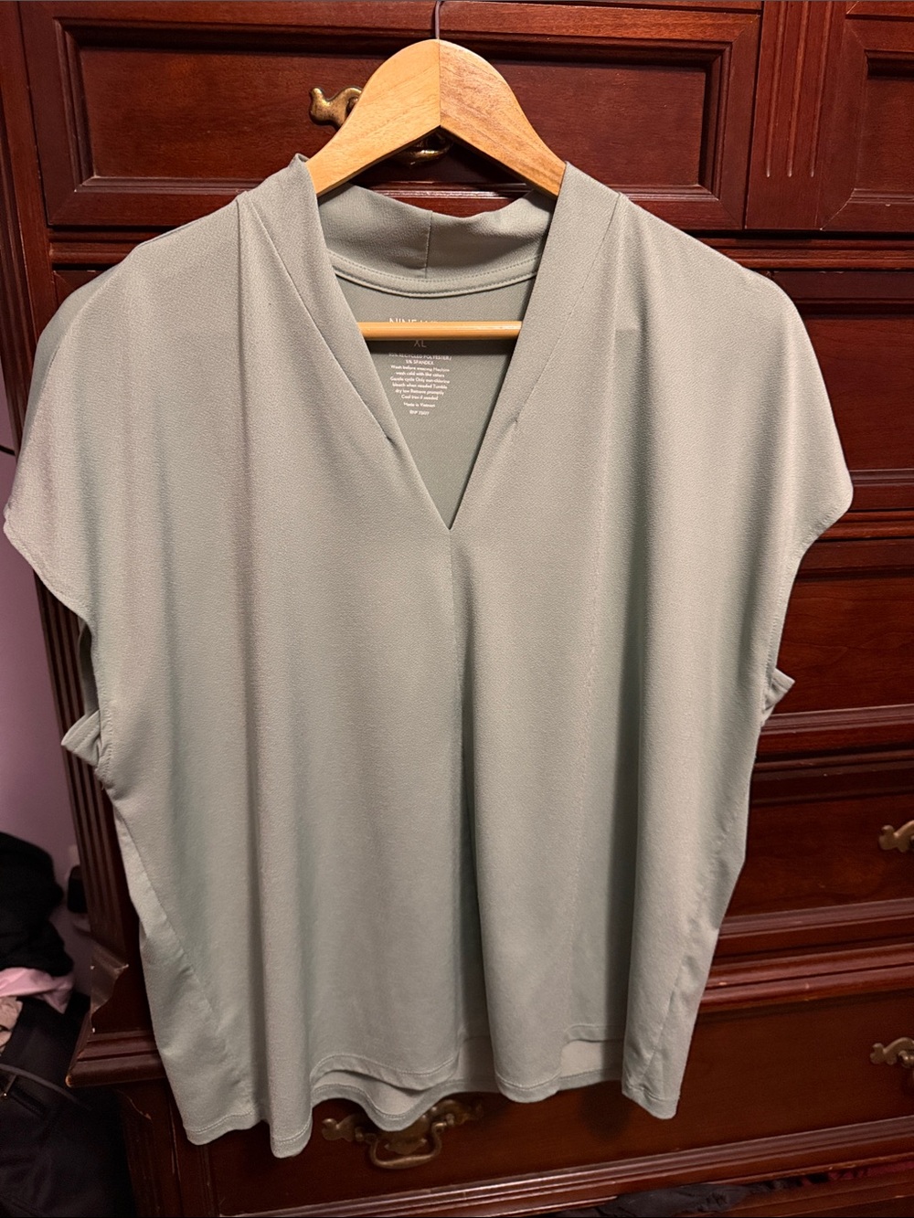 Nine West Sage Green V-Neck Dolman Sleeve Blouse